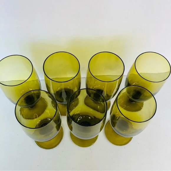 7 Olive Avocado Green Footed Vintage Tumblers Mid Century Glassware Barware